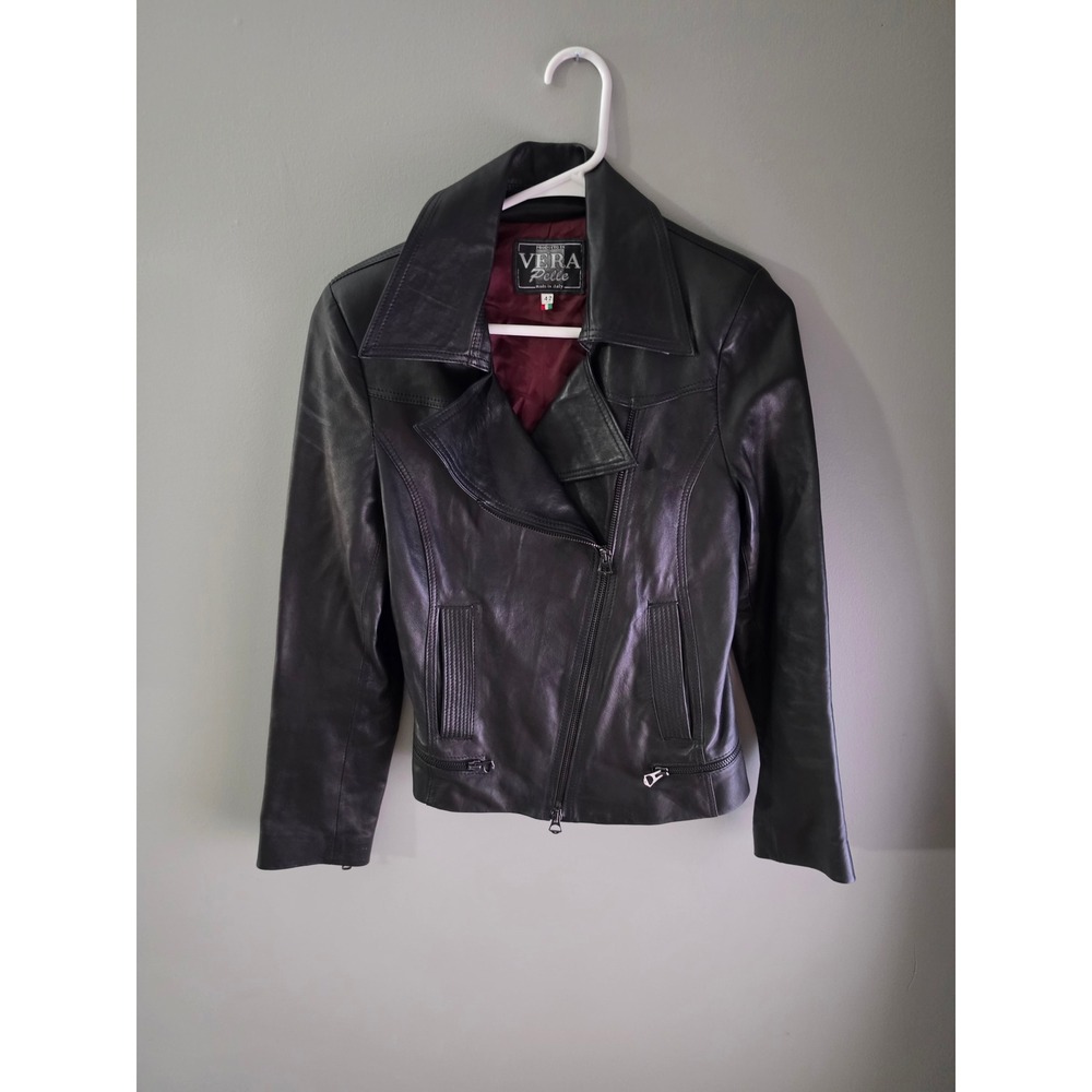 Vera Pelle Italian Black Leather Moto Jacket Size 42 Made in Italy Asymmetrical
